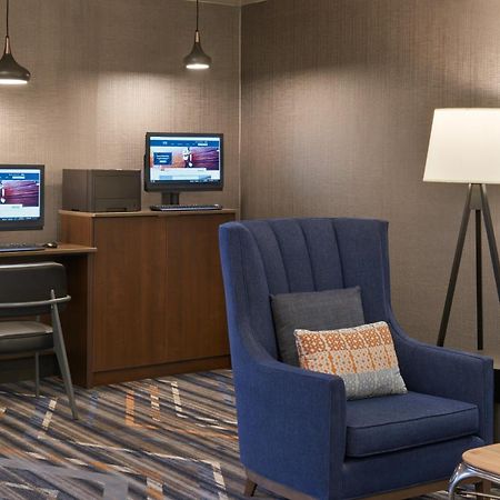 Four Points By Sheraton Vaughan Exterior photo